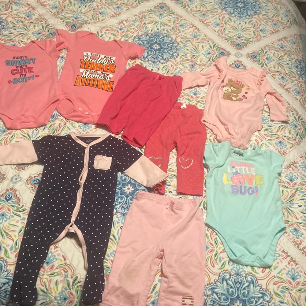 ⬇️Lot 8 of 3-6 month girl clothes